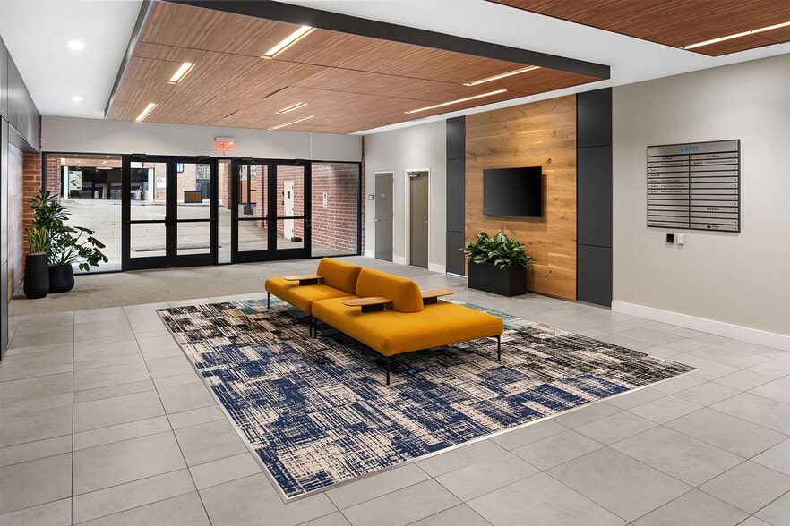 More Photos Of 3 W Broad St, Bethlehem Office For Lease