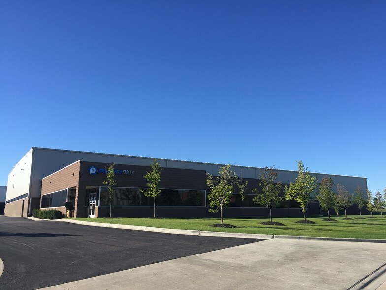 More Photos Of 4237 N Atlantic Blvd, Auburn Hills Industrial For Sale