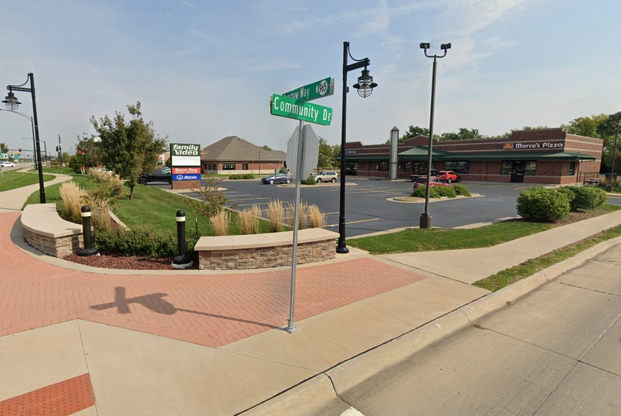More Photos Of 415 Community Dr, North Liberty General Retail For Lease