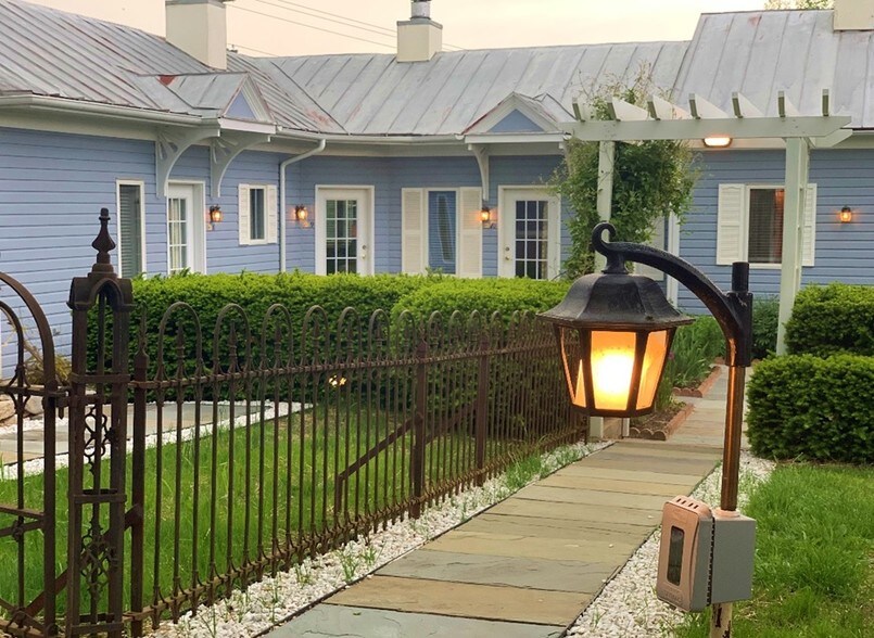 More Photos Of 13630 Lord Fairfax Hwy, Boyce Hospitality For Sale