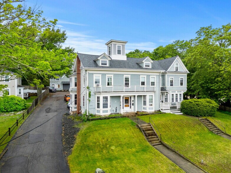 More Photos Of 72 Main St, Wareham Apartments For Sale
