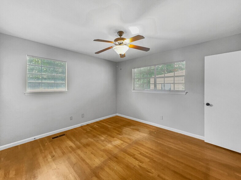 More Photos Of 3801 Millcreek Ln, Tuscaloosa Office For Lease