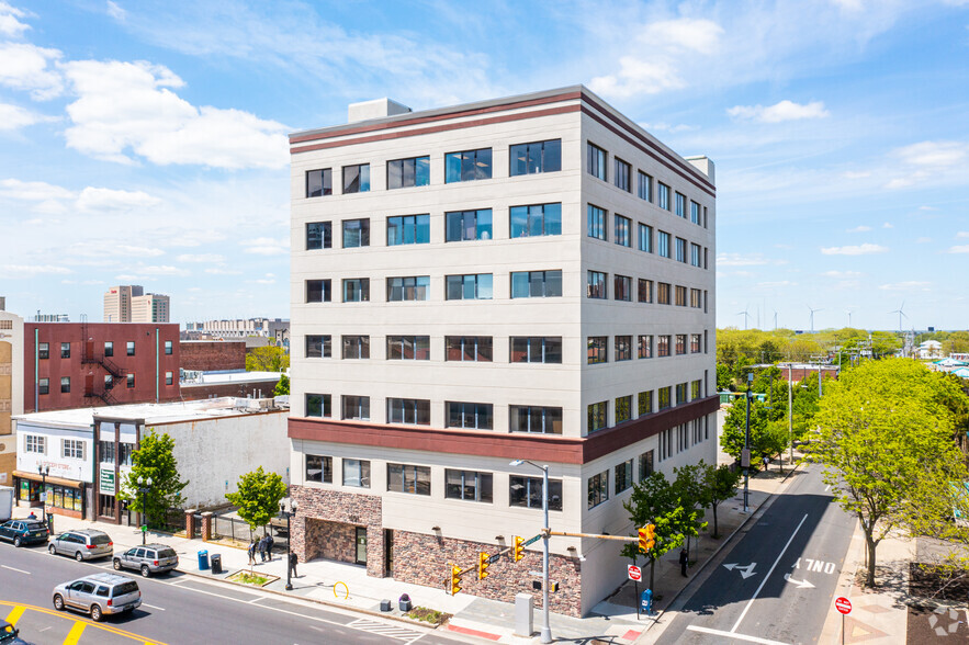 Primary Photo Of 1601 Atlantic Ave, Atlantic City Medical For Lease