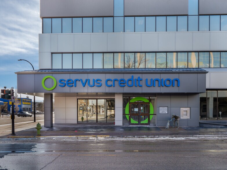More Photos Of 4901 48 St, Red Deer Office For Sale