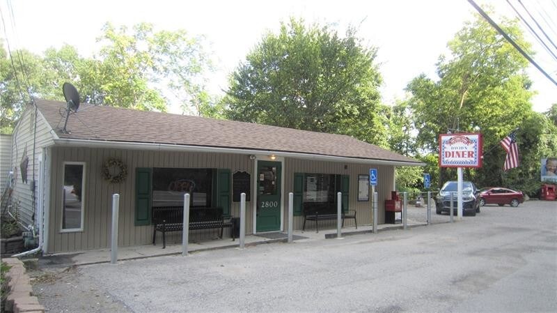 Primary Photo Of 2800 Freeport Rd, Springdale Restaurant For Sale