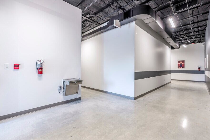 More Photos Of 1014 N Dixie Hwy, Lake Worth Beach Loft Creative Space For Sale