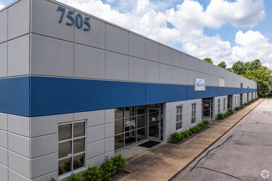 Primary Photo Of 7505 Appling Center Dr, Memphis Research And Development For Lease