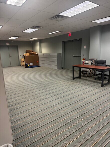 More Photos Of 111-121 Roberts St, East Hartford Industrial For Lease