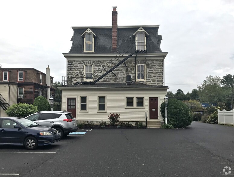 More Photos Of 1407 Bethlehem Pike, Flourtown Coworking Space