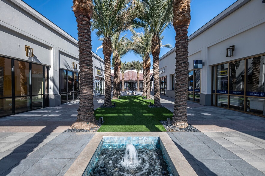 More Photos Of 7001 N Scottsdale Rd, Scottsdale Unknown For Lease