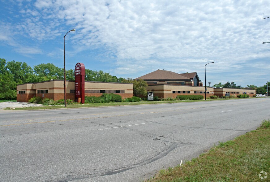 More Photos Of 3229 Broadway St, Gary Office For Lease