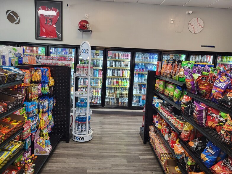 More Photos Of 100 E FM 120, Pottsboro General Retail For Sale