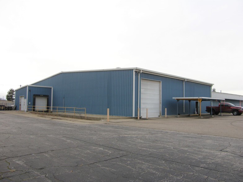 More Photos Of 2112 Industrial Dr, Niles Manufacturing For Sale
