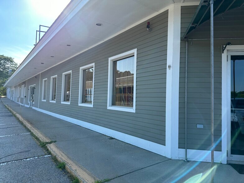 More Photos Of 194 Main St, Amesbury Restaurant For Sale