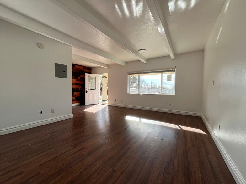 More Photos Of 1190 N Main St, Springville Unknown For Lease