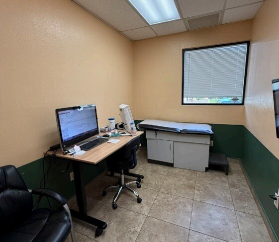 More Photos Of 604 W Warner Rd, Chandler Medical For Sale