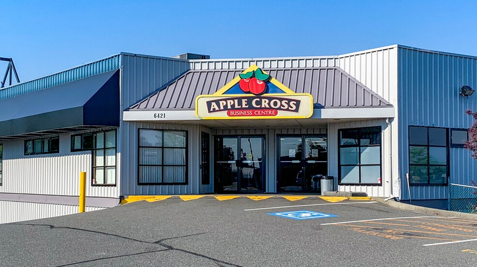 Primary Photo Of 6421 Applecross Rd, Nanaimo Storefront For Lease