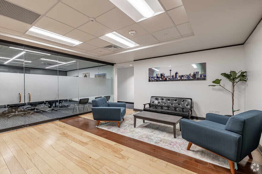 More Photos Of 7550 W Interstate 10, San Antonio Coworking Space