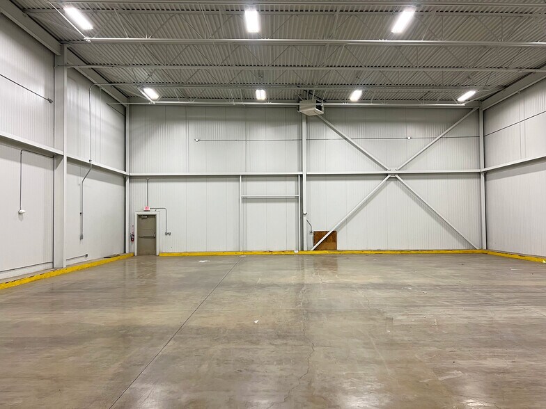 More Photos Of 3534 Sanostee Dr, Gallup Warehouse For Sale