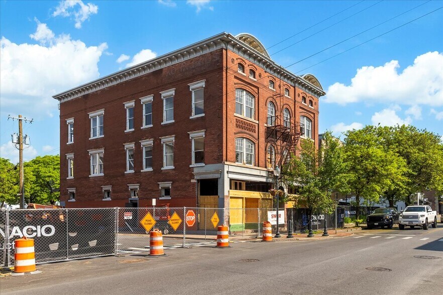More Photos Of 41 South St, Glens Falls Storefront Retail Residential For Lease
