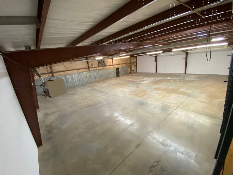 More Photos Of 4352 Canton Hwy, Cumming Warehouse For Sale