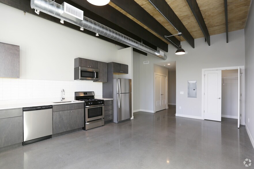 More Photos Of 1059 Wealthy St SE, Grand Rapids Apartments For Lease