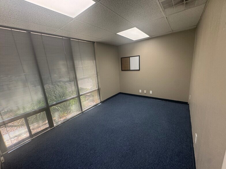 More Photos Of 535 E Plumb Ln, Reno Office For Lease