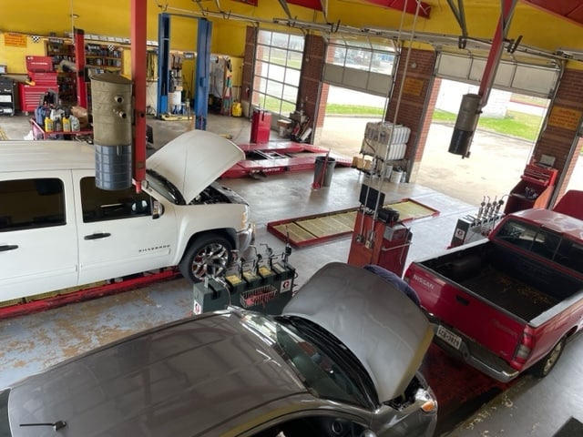 More Photos Of 12250 S Gessner Dr, Houston Auto Repair For Sale