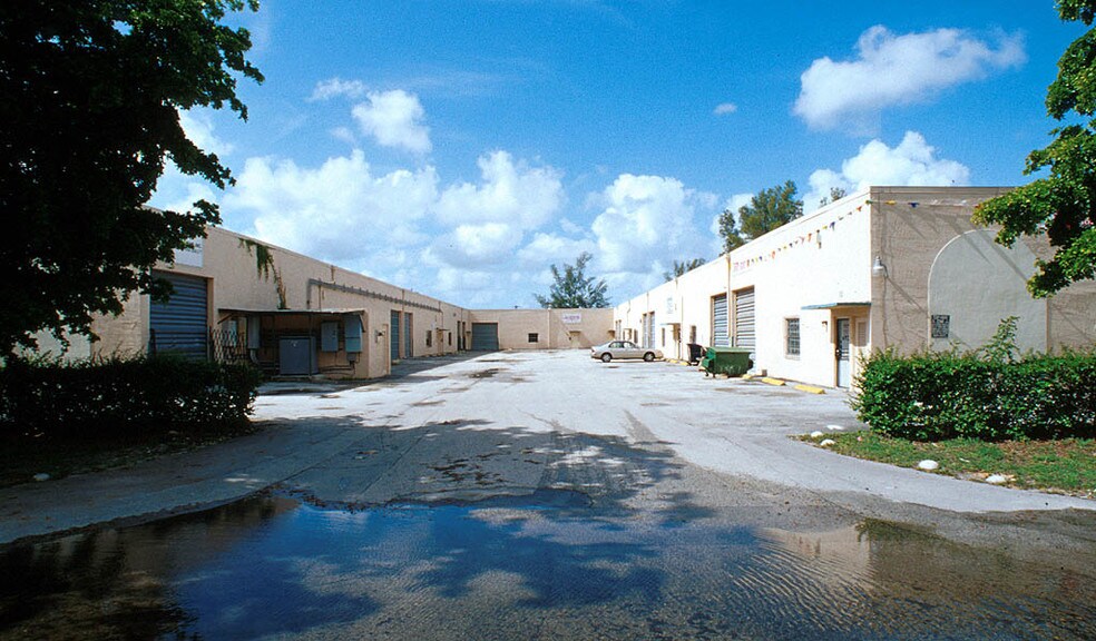 More Photos Of 6900-6930 NW 46th St, Miami Warehouse For Lease