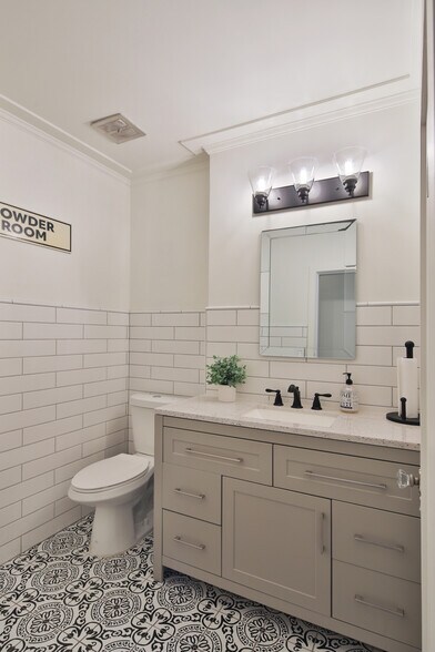 More Photos Of 592 N Euclid, Upland Medical For Sale