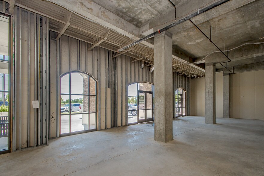 More Photos Of 4001 Nicholson Dr, Baton Rouge Hotel For Lease