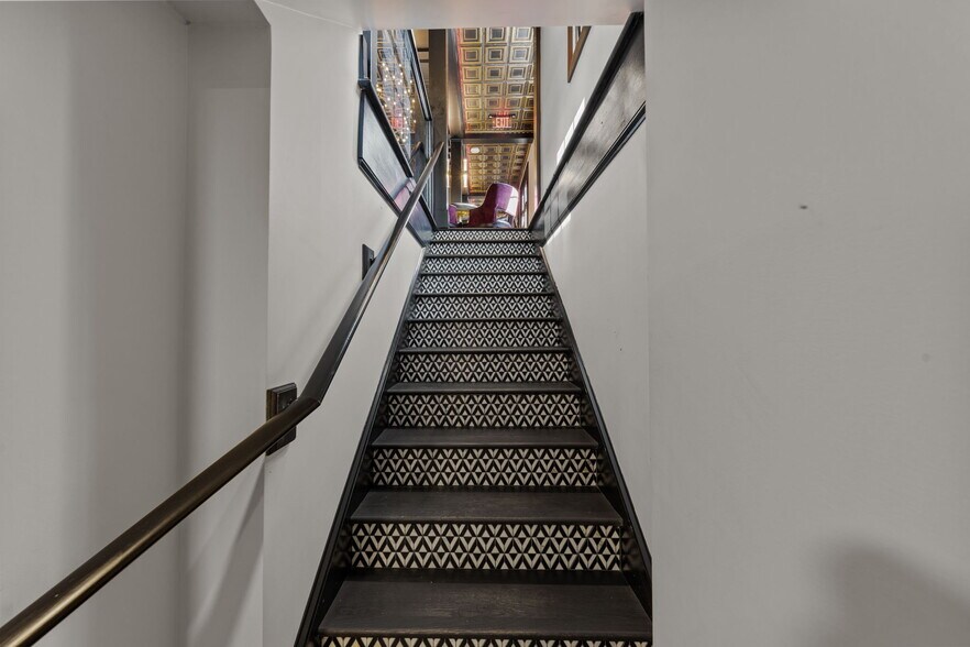 More Photos Of 38 Chinquapin Rd, Pinehurst Restaurant For Sale