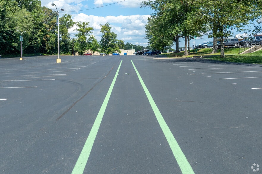 More Photos Of 4800-4850 E Street Rd, Trevose Office For Lease