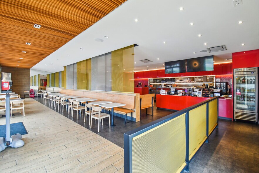 More Photos Of 5103 E Fowler Ave, Tampa Freestanding For Sale