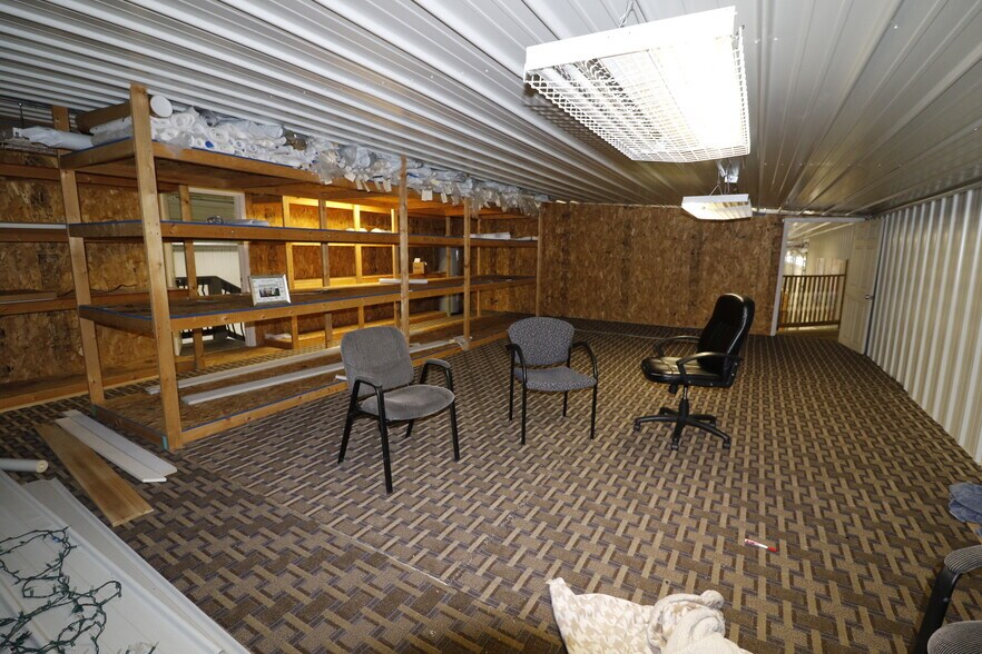 More Photos Of 1223 E Sciota Ave, Peoria Heights Industrial For Lease