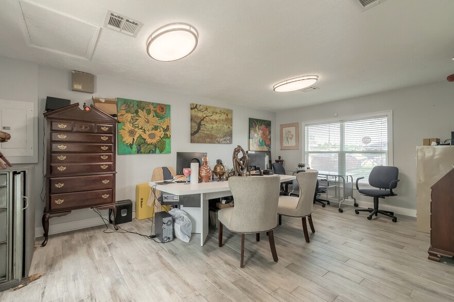 More Photos Of 305 Us-1, Ormond Beach Office For Sale