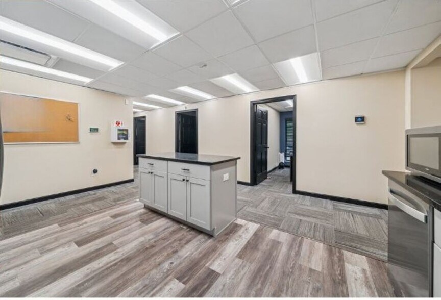 More Photos Of 3439 Babcock Blvd, Pittsburgh Office For Sale