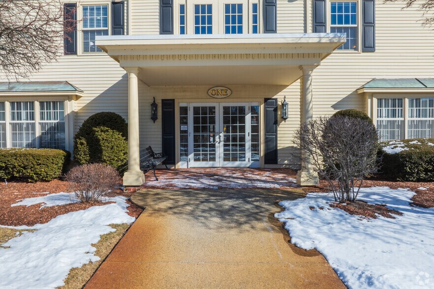 More Photos Of 1 Meeting House Rd, Chelmsford Office For Sale