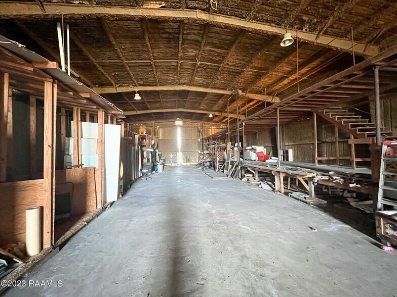 More Photos Of 1112 W 90 Hwy, New Iberia Industrial For Sale
