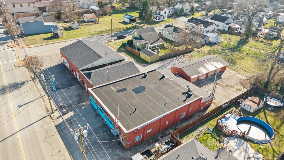 More Photos Of 237 W Main St, Williamsburg Restaurant For Sale