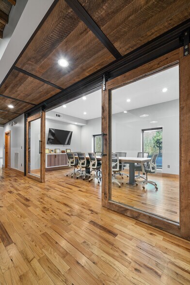 More Photos Of 91 W Hightower Dr, Dawsonville Warehouse For Sale