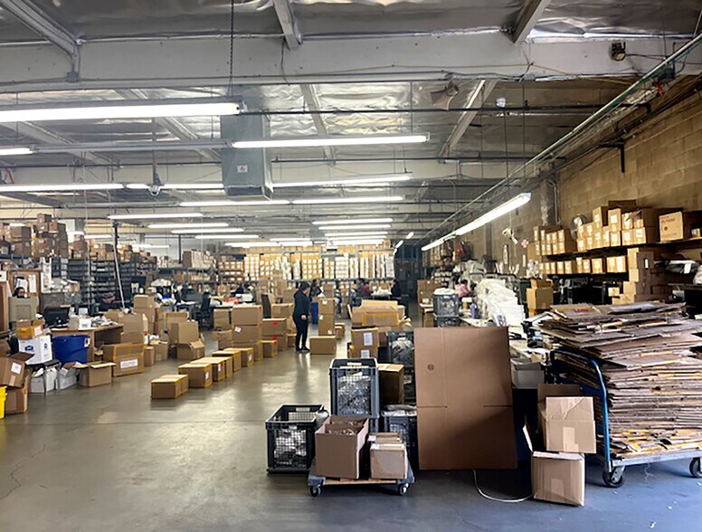 More Photos Of 1607 S Grand Ave, Los Angeles Warehouse For Sale