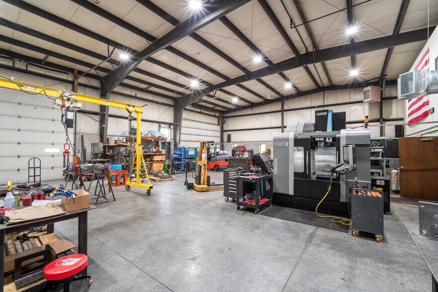 More Photos Of 6417 Stockhausen Ln, West Bend Light Manufacturing For Sale