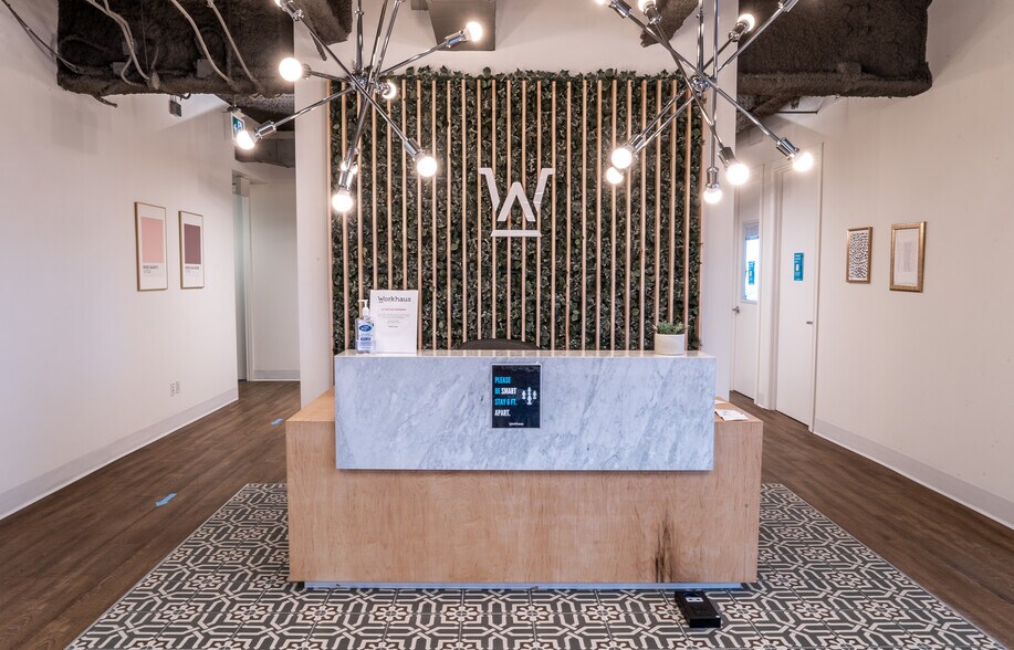 More Photos Of 180 Dundas St W, Toronto Coworking Space