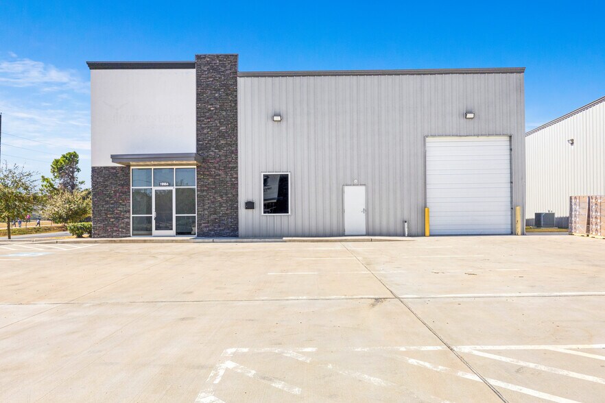 More Photos Of 19964 Franz Rd, Katy Warehouse For Sale