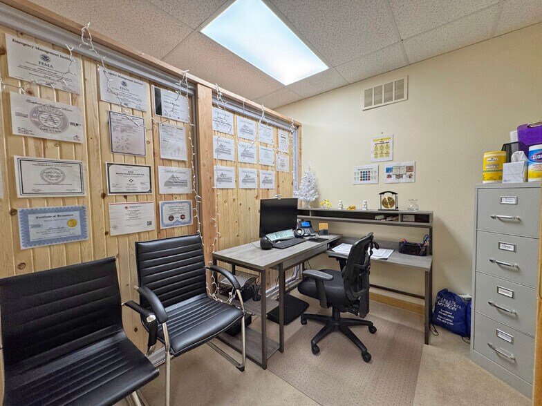 More Photos Of 2154-2162 W Eisenhower Blvd, Loveland Office For Sale