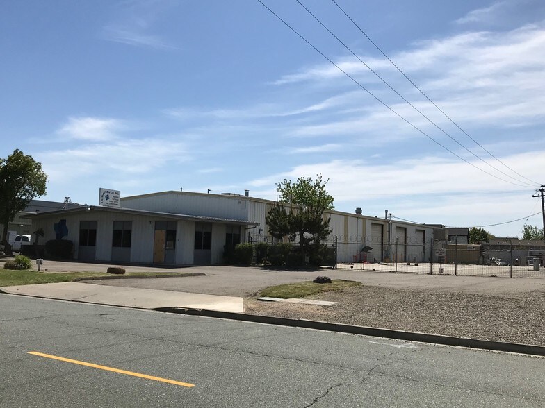 Primary Photo Of 4025 Coronado Ave, Stockton Manufacturing For Sale