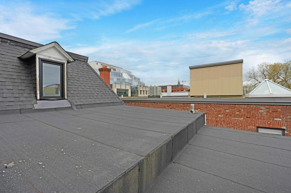 More Photos Of 113 Murray St, Ottawa Office For Sale