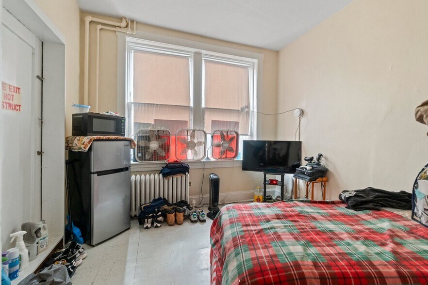 More Photos Of 2301 Maryland Ave, Baltimore Apartments For Sale