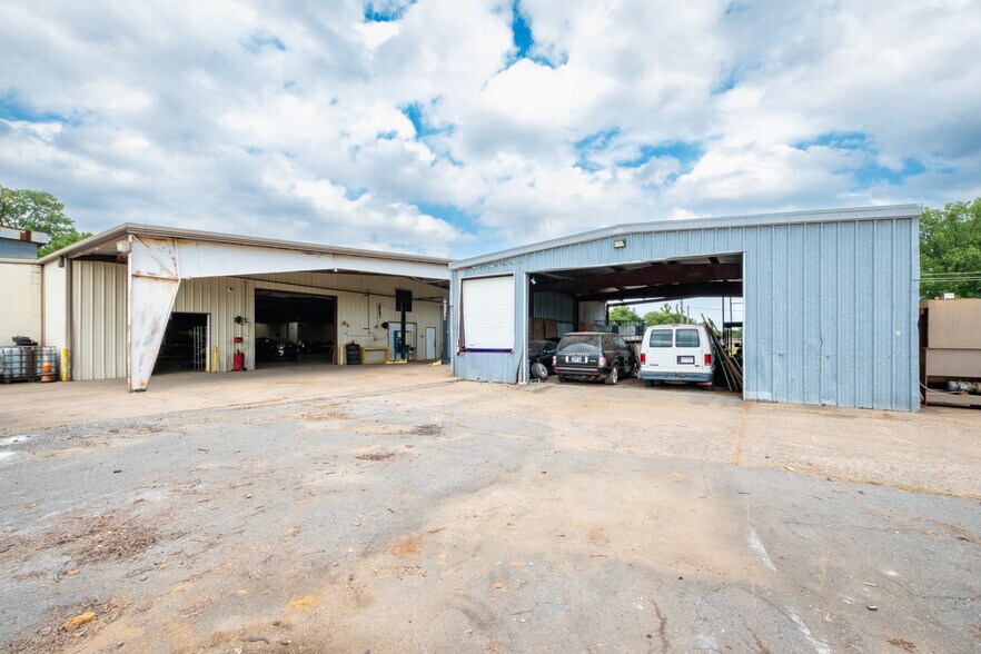 More Photos Of 714 Calhoun St, Little Rock Industrial For Sale